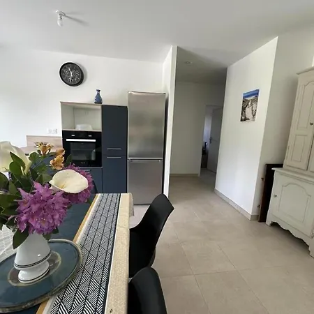 Les Resiniers * Мольез-е-Маа