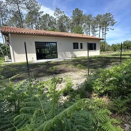 Дом отдыха Les Resiniers *